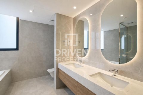 Villa in Jebel Ali, Dubai 5 bedrooms, 662.96 sq.m. № 137087 - photo 21