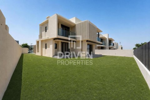 Villa in Jebel Ali, Dubai 5 bedrooms, 662.96 sq.m. № 137087 - photo 30