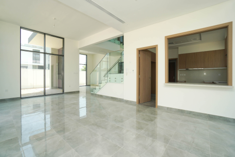 Villa en Al Furjan, Dubai, 5 dormitorios, 570 m², № 69257 - foto 2