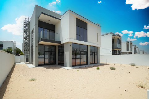 Villa en Al Furjan, Dubai, 5 dormitorios, 570 m², № 69257 - foto 1