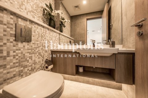 Снять в аренду квартиру в The Address Dubai Marina, Дубай Марина, Дубай: 1 спальня, 94.59011848м², № 113971 - фото 2