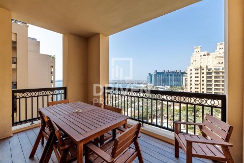 Apartment in The Fairmont Palm Residences, Palm Jumeirah, Dubai 2 bedrooms, 160.54 sq.m. № 127894 - photo 16