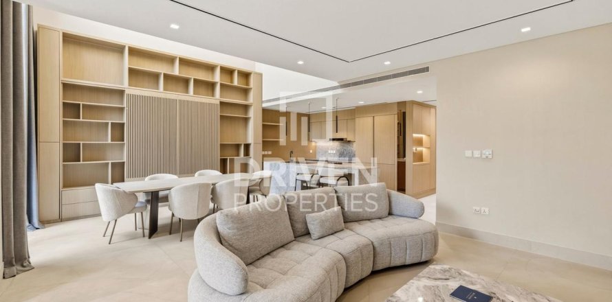 Villa in Jumeirah Bay Island, Jumeirah, Dubai 3 bedrooms, 274.53 sq.m. № 127906