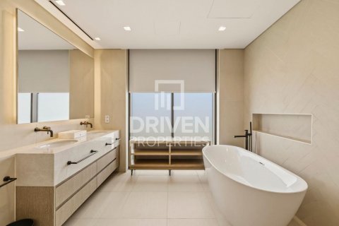 Villa in Jumeirah Bay Island, Jumeirah, Dubai 3 bedrooms, 274.53 sq.m. № 127906 - photo 20