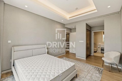 Villa in Jumeirah Bay Island, Jumeirah, Dubai 3 bedrooms, 274.53 sq.m. № 127906 - photo 4