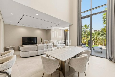 Villa in Jumeirah Bay Island, Jumeirah, Dubai 3 bedrooms, 274.53 sq.m. № 127906 - photo 2