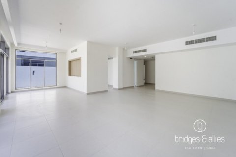 Villa en Dubai South (Dubai World Central), Dubai, 5 dormitorios, 372 m², № 83806 - foto 4
