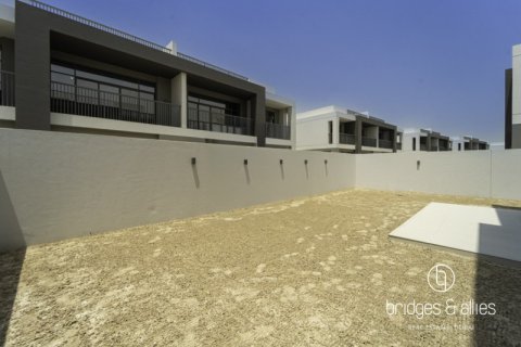 Villa en Dubai South (Dubai World Central), Dubai, 5 dormitorios, 372 m², № 83806 - foto 2