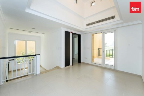Villa en Dubai, 4 dormitorios, 367.4 m², № 50746 - foto 10