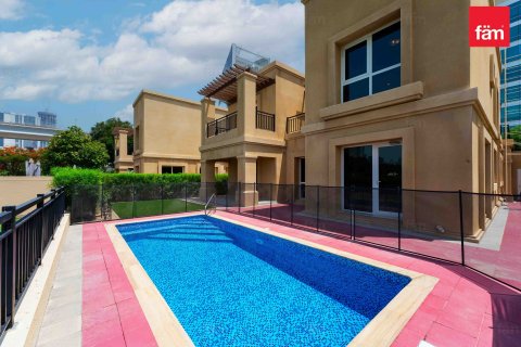 Villa en Dubai, 4 dormitorios, 367.4 m², № 50746 - foto 5