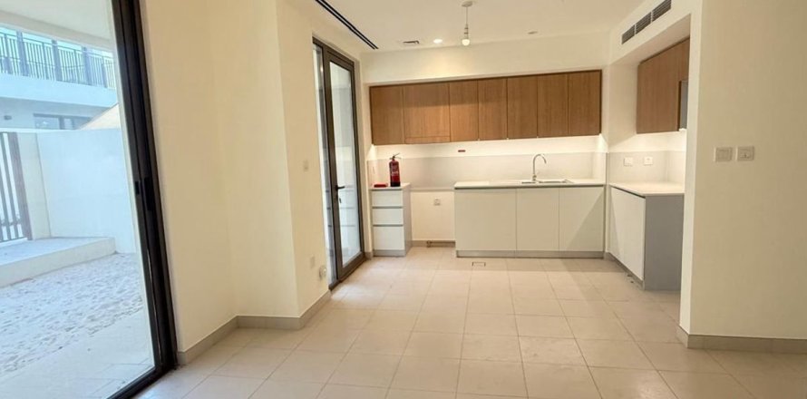 Вилла в Дубае, 3 спальни, 137.8м², № 50737