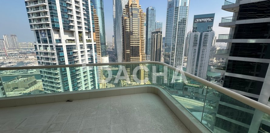 Apartment in Dubai Marina, Dubai 2 bedrooms, 163 sq.m. № 105072