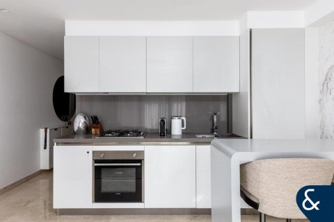 Apartment in THE STERLING in Business Bay, Dubai 1 bedroom, 65 sq.m. № 99051 - photo 6