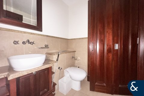 Apartment in Old Town, Dubai 1 bedroom, 101 sq.m. № 99059 - photo 13