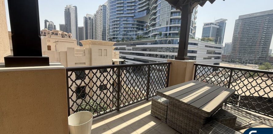 Apartment in Old Town, Dubai 1 bedroom, 101 sq.m. № 99059