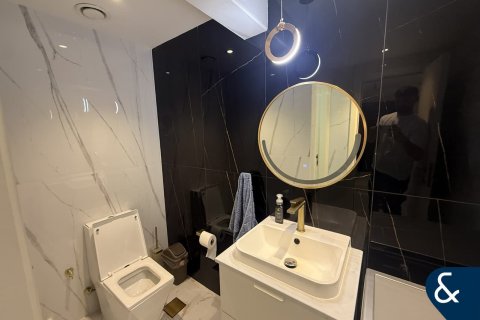 Apartment in Dubai Marina, Dubai 2 bedrooms, 159 sq.m. № 99052 - photo 13