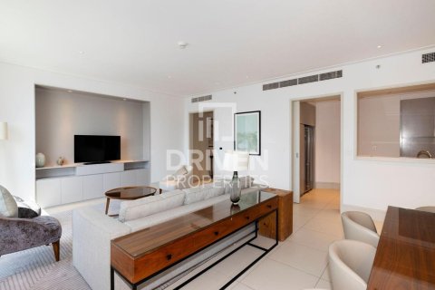 Apartment in Vida Residence Downtown, Downtown Dubai (Downtown Burj Dubai), Dubai 3 bedrooms, 183.86 sq.m. № 127970 - photo 3