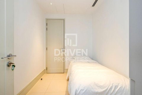 Apartment in Vida Residence Downtown, Downtown Dubai (Downtown Burj Dubai), Dubai 3 bedrooms, 183.86 sq.m. № 127970 - photo 12