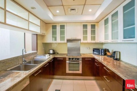 Apartment in Downtown Dubai (Downtown Burj Dubai), Dubai 2 bedrooms, 106.7 sq.m. № 49955 - photo 2