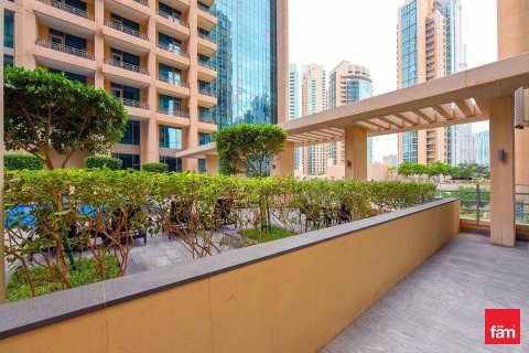 Apartment in Downtown Dubai (Downtown Burj Dubai), Dubai 2 bedrooms, 106.7 sq.m. № 49955 - photo 8