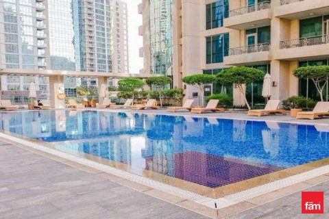 Apartment in Downtown Dubai (Downtown Burj Dubai), Dubai 2 bedrooms, 106.7 sq.m. № 49955 - photo 1