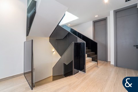 Villa en Al Barari, Dubai, 4 dormitorios, 180 m², № 98742 - foto 17