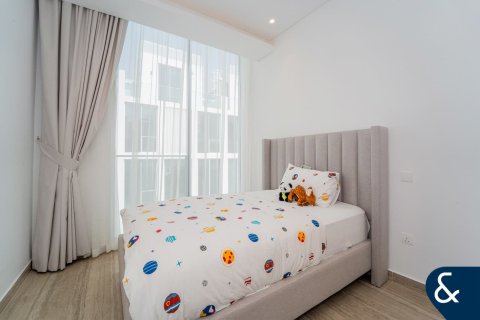 Villa en Al Barari, Dubai, 4 dormitorios, 180 m², № 98742 - foto 18