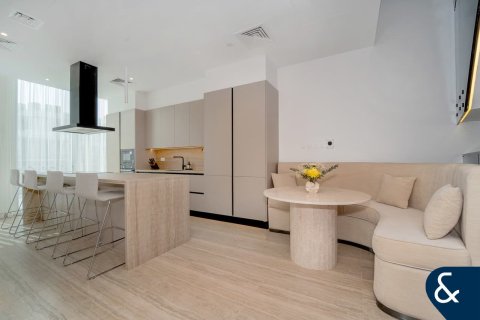 Villa en Al Barari, Dubai, 4 dormitorios, 180 m², № 98742 - foto 9