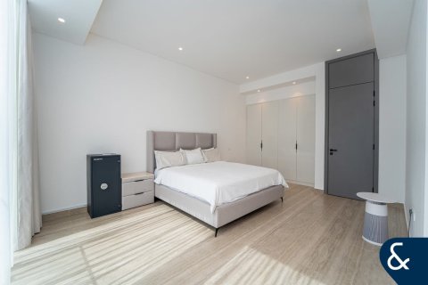 Villa en Al Barari, Dubai, 4 dormitorios, 180 m², № 98742 - foto 13