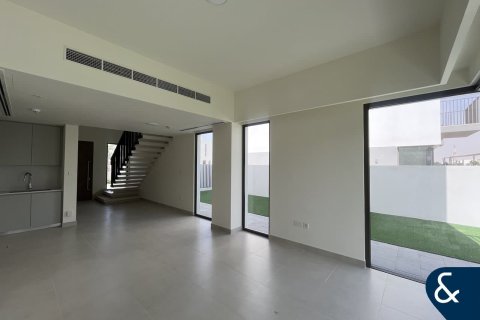 Снять в аренду таунхаус в The Valley, Дубай: 4 спальни, 288м², № 98730 - фото 4