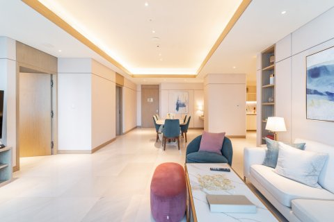 Apartment in Dubai Marina, Dubai 3 bedrooms, 223 sq.m. № 97035 - photo 13