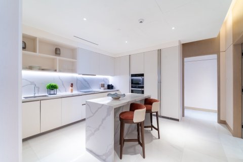 Apartment in Dubai Marina, Dubai 3 bedrooms, 223 sq.m. № 97035 - photo 17