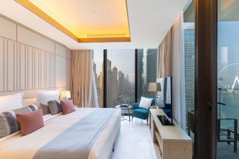 Apartment in Dubai Marina, Dubai 3 bedrooms, 223 sq.m. № 97035 - photo 24