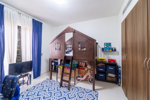 Villa en Dubai, 4 dormitorios, 304 m², № 97023 - foto 8