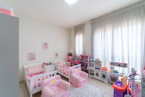 Villa en Dubai, 4 dormitorios, 304 m², № 97023 - foto 9