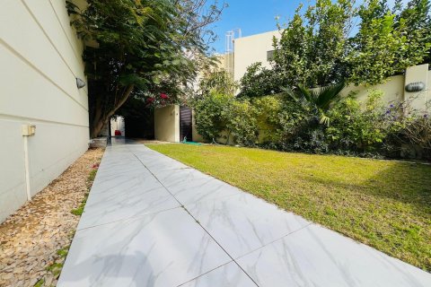 Maison de ville à Dubai, 4 chambres, 251 m², № 97026 - photo 2