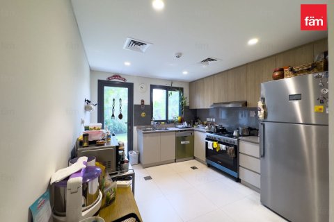 Adosado en Dubai, 2 dormitorios, 156.2 m², № 47835 - foto 5