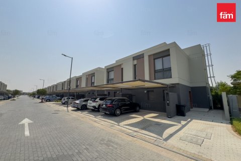 Adosado en Dubai, 2 dormitorios, 156.2 m², № 47835 - foto 25