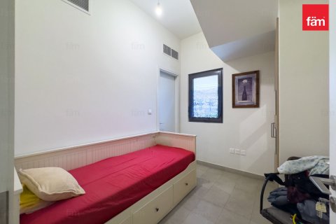 Adosado en Dubai, 2 dormitorios, 156.2 m², № 47835 - foto 11