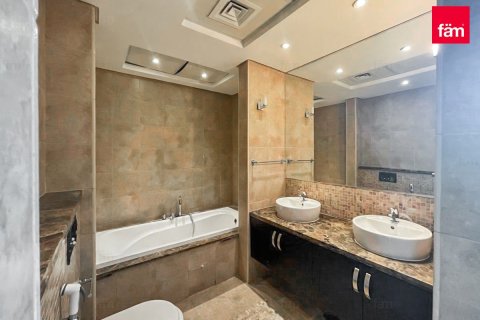 Villa en Dubai, 4 dormitorios, 759.5 m², № 47846 - foto 18