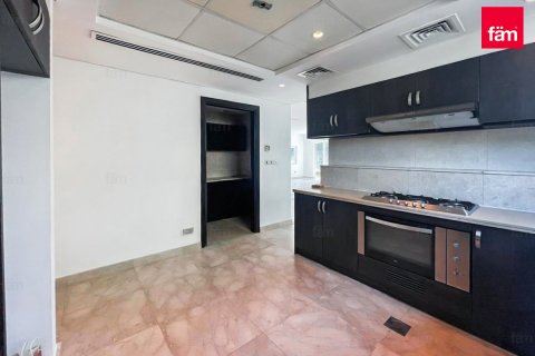 Villa en Dubai, 4 dormitorios, 759.5 m², № 47846 - foto 4