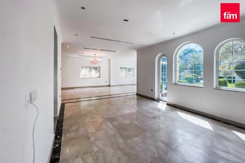Villa en Dubai, 4 dormitorios, 759.5 m², № 47846 - foto 12