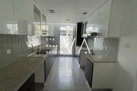 Villa in Dubai 3 bedrooms, 189.89 sq.m. № 52891 - photo 16