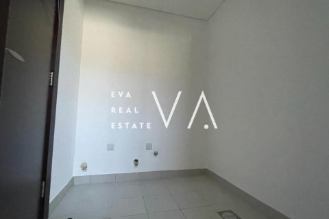 Villa in Dubai 3 bedrooms, 189.89 sq.m. № 52891 - photo 18