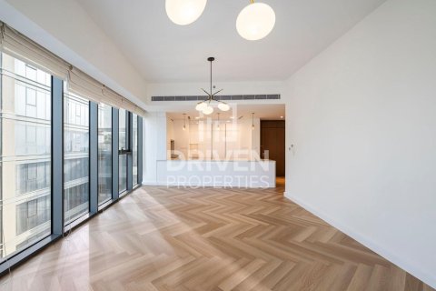 Apartment in Al Wasl, Dubai 3 bedrooms, 186.55 sq.m. № 138161 - photo 7