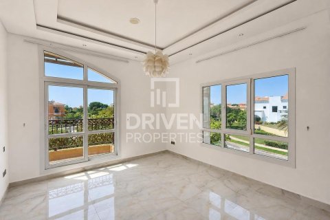 Villa à The Villa, Dubai, 5 chambres, 623.01 m², № 138150 - photo 6