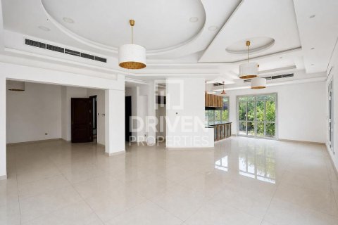 Villa à The Villa, Dubai, 5 chambres, 623.01 m², № 138150 - photo 4