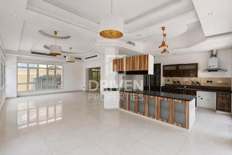 Villa à The Villa, Dubai, 5 chambres, 623.01 m², № 138150 - photo 3