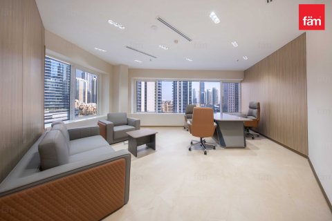 Bureau à Business Bay, Dubai, 248.9 m², № 85899 - photo 14