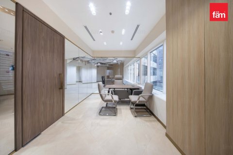 Bureau à Business Bay, Dubai, 248.9 m², № 85899 - photo 5